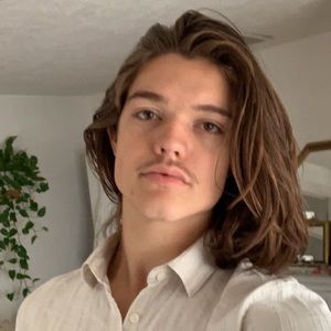 Meet your Posher, Caleb